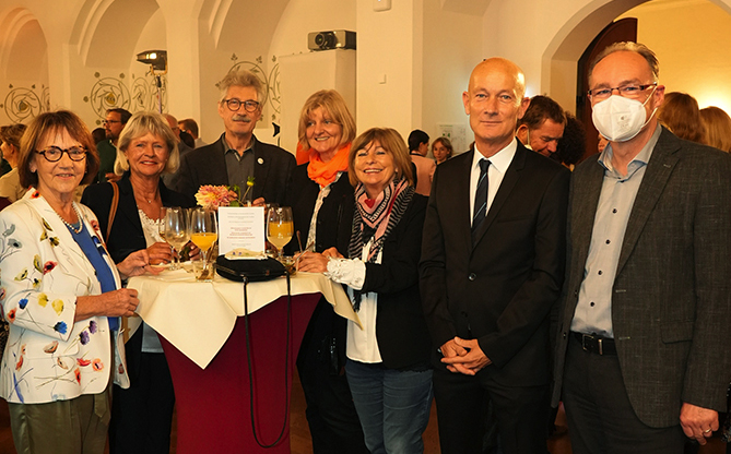 Unsere Vorstandsfrauen mit den Herren Grothe-Bortlik, Selbsthilfezentrum München, und Matthias Winter, Sozialreferat München