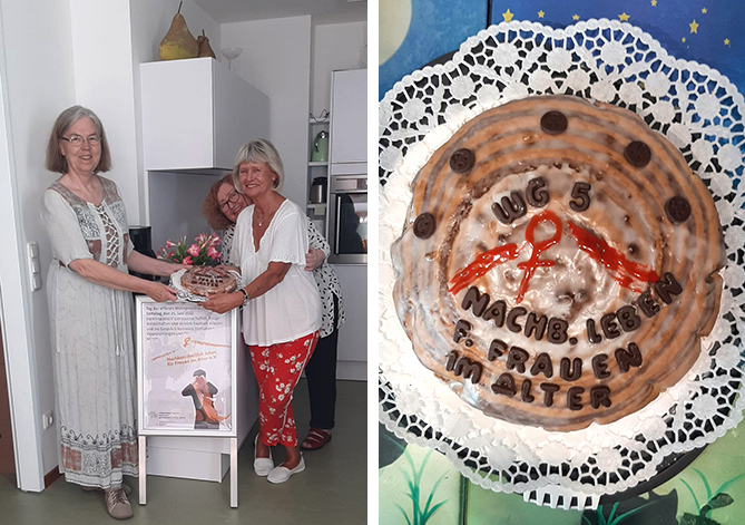 Vereinsfrauen mit dem Vereinskuchen erwarten Gäste beim Wohnprojektetag