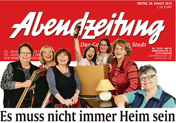 Abendzeitung Cover vom 28.8.2015 mit den Wohnfrauen vom Förderverein Nachbarschaftlich leben für Frauen im Alter