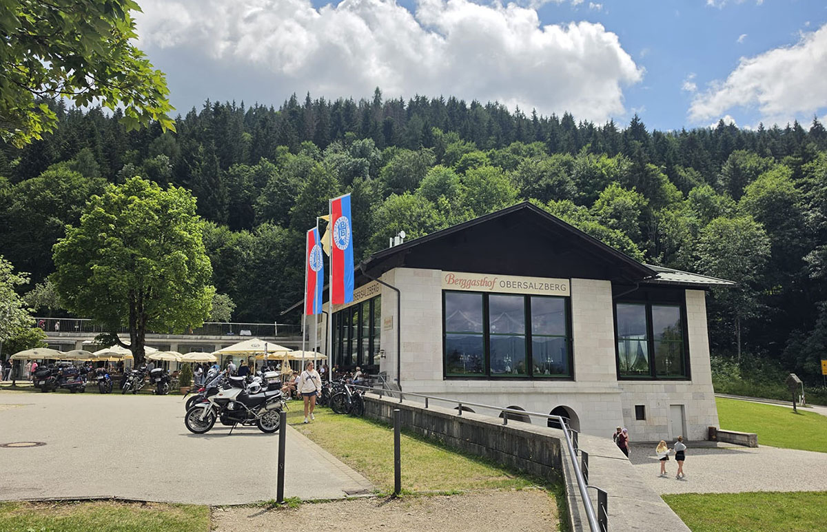 Blick auf den Berggasthof